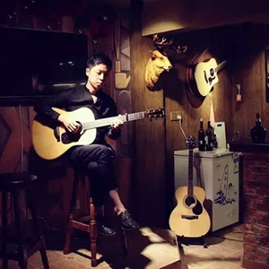 老头吃孕妇奶性行交视频
